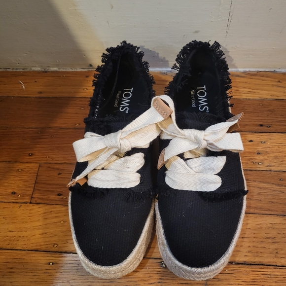 Toms Shoes - Black Canvas Espadrille Sneakers